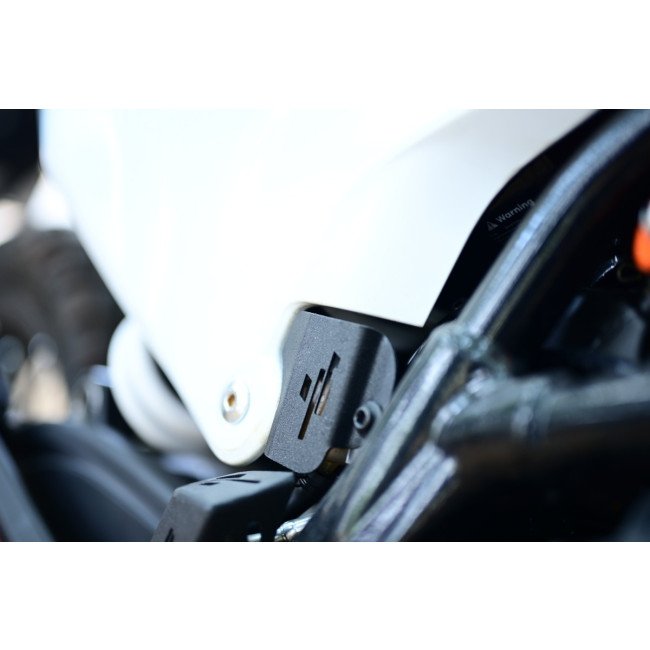 2025 KTM ADV 250 390 RESERVOIR OIL CAP-1